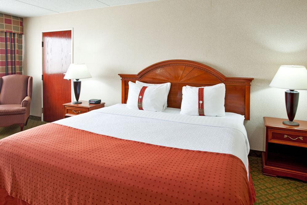 Delta Hotels By Marriott Muskegon Convention Center エクステリア 写真