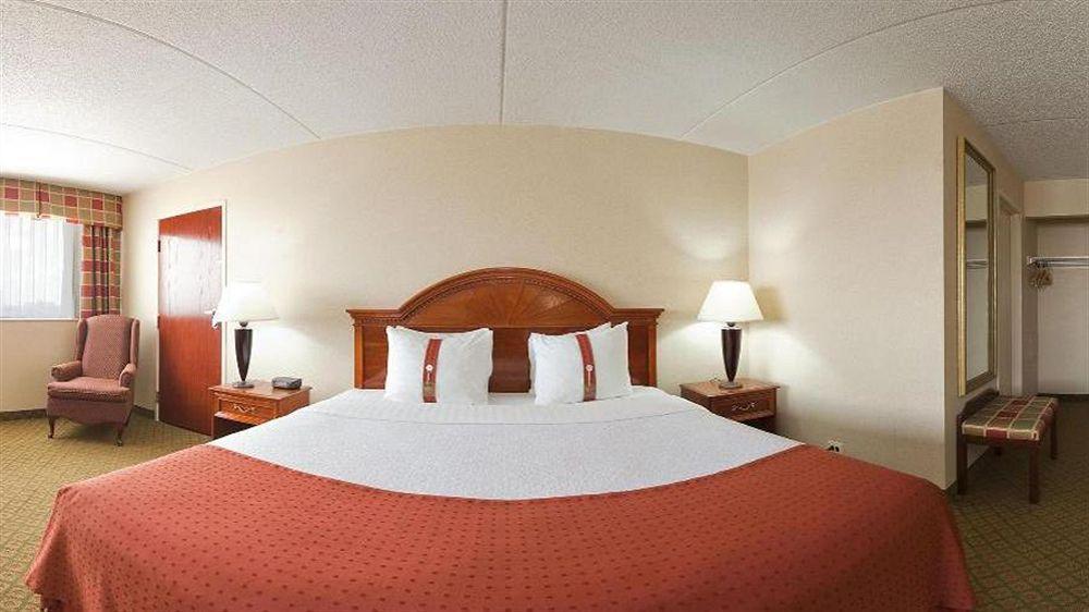 Delta Hotels By Marriott Muskegon Convention Center エクステリア 写真