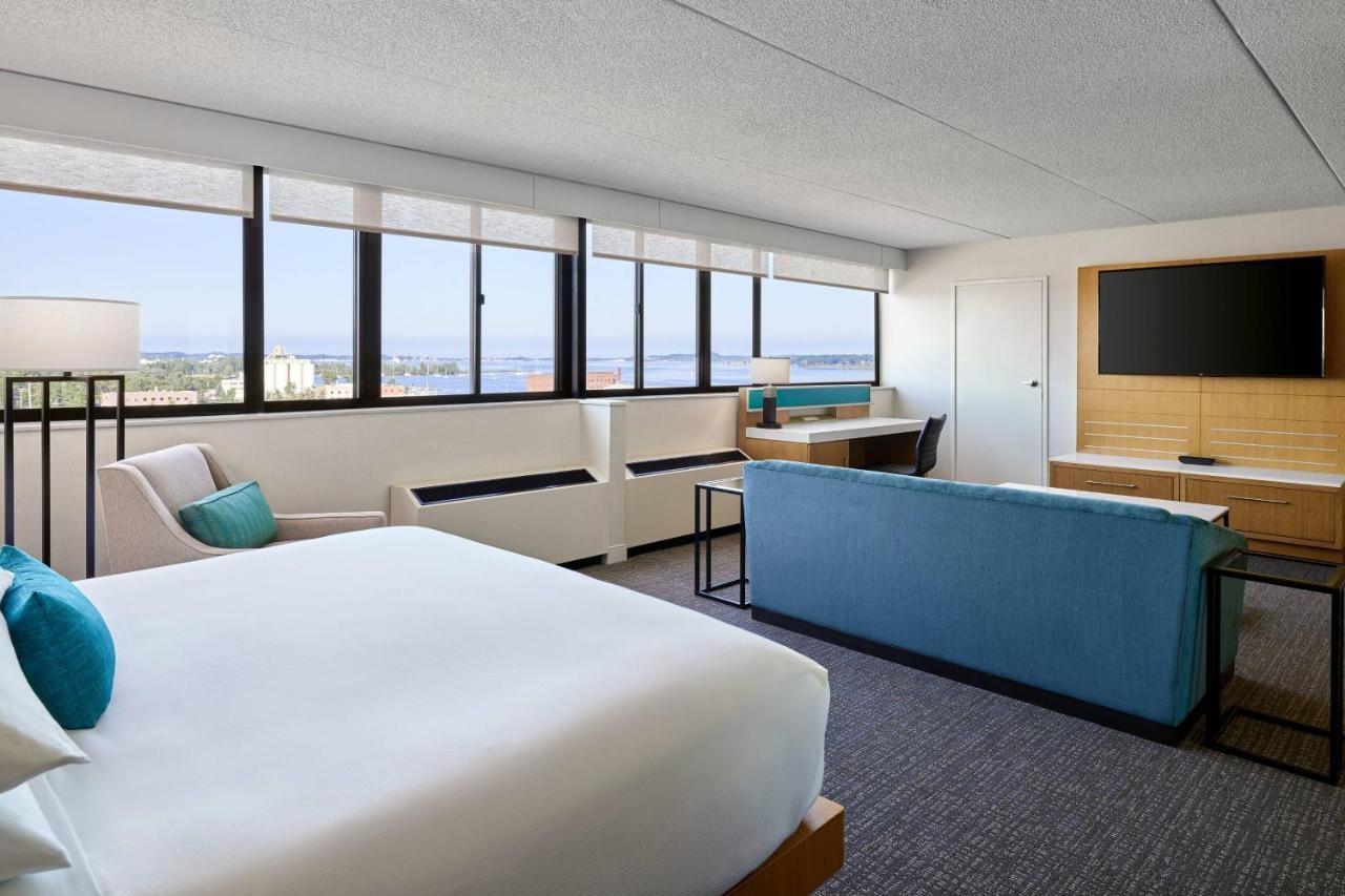 Delta Hotels By Marriott Muskegon Convention Center エクステリア 写真