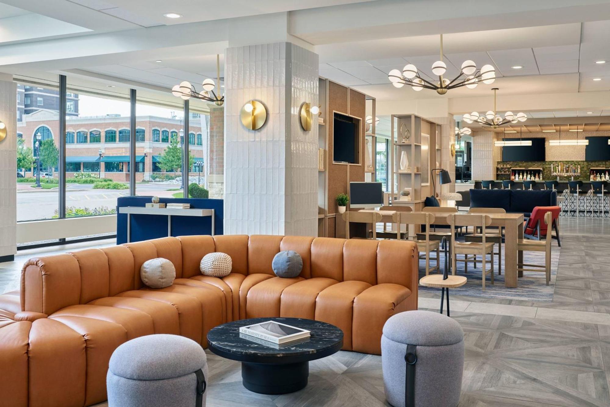 Delta Hotels By Marriott Muskegon Convention Center エクステリア 写真