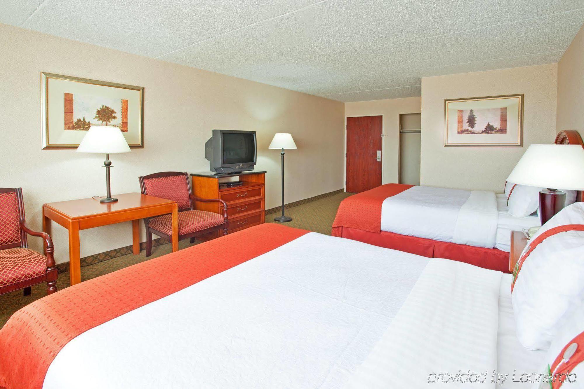 Delta Hotels By Marriott Muskegon Convention Center 部屋 写真
