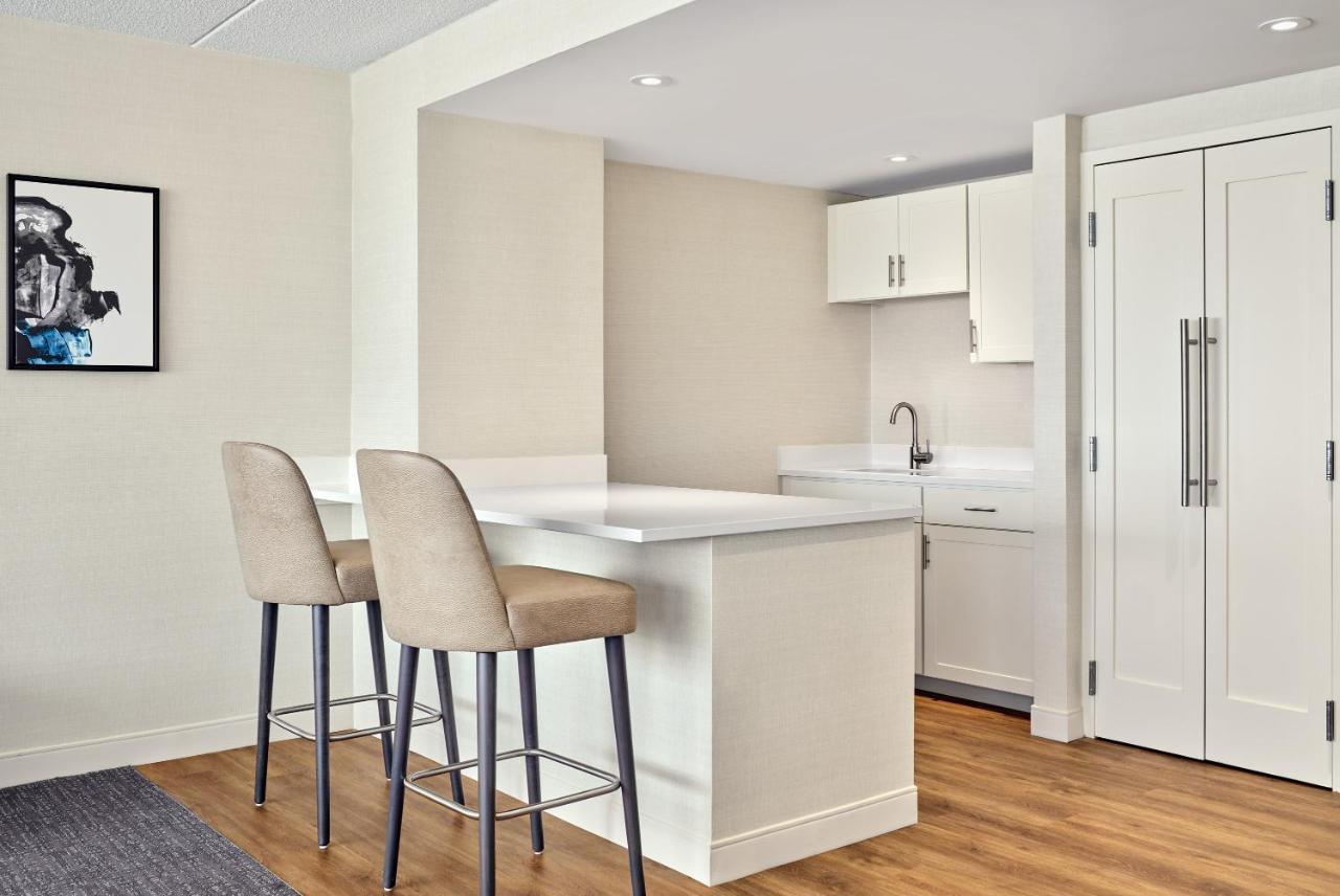 Delta Hotels By Marriott Muskegon Convention Center エクステリア 写真